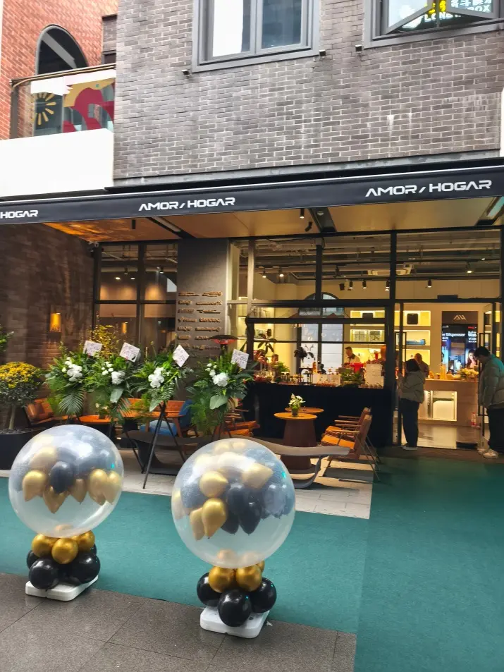 杭州雷哲电器运营中心创新启幕:以咖啡厅美学重塑家电零售新体验